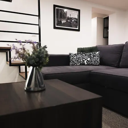 Casa Labirinto شقة بيشيلي